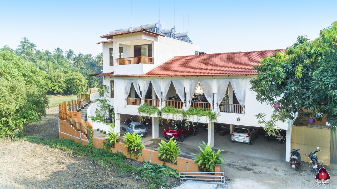 Bougainvillea Hotel Alībāg Esterno foto