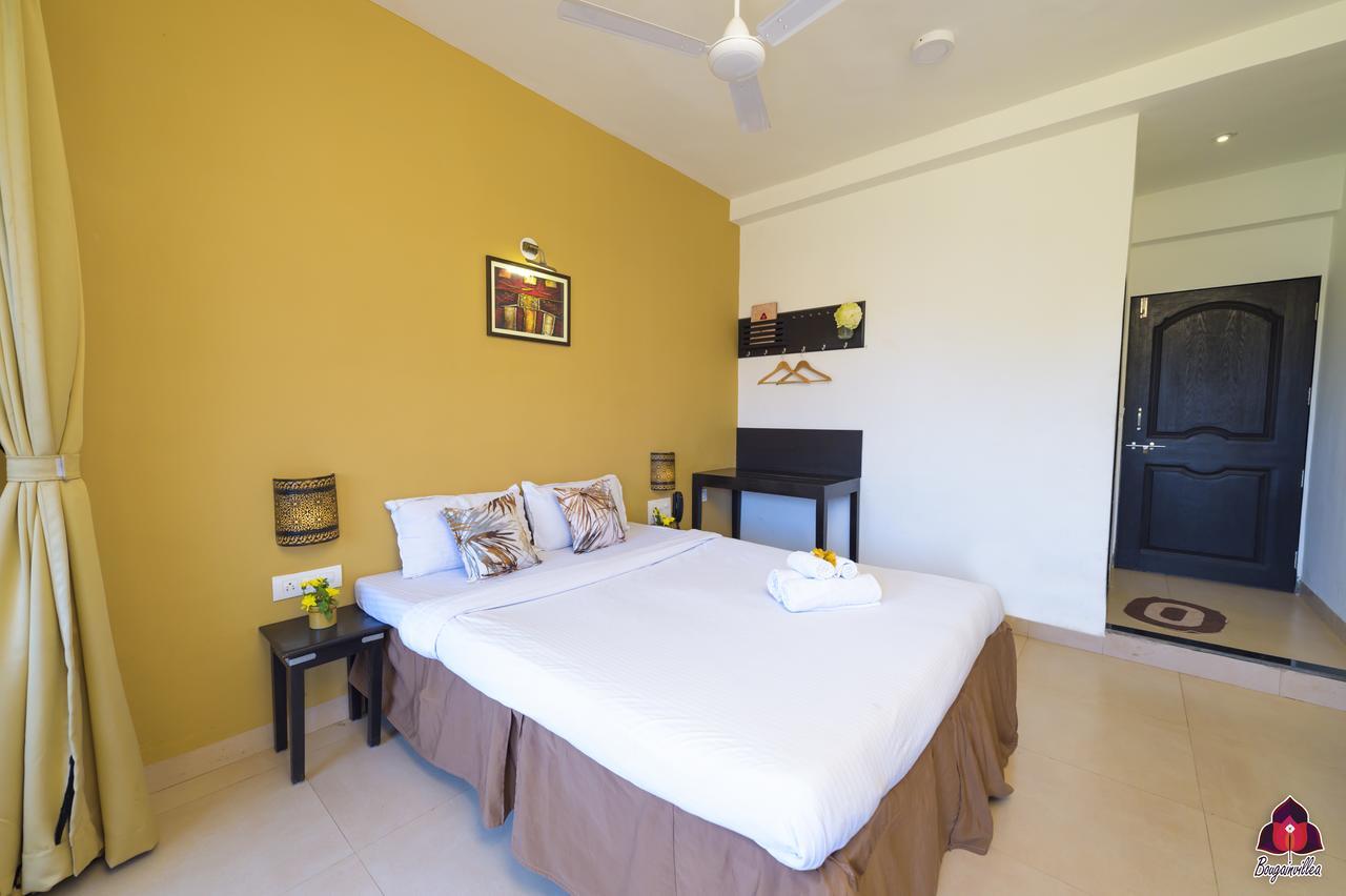 Bougainvillea Hotel Alībāg Esterno foto