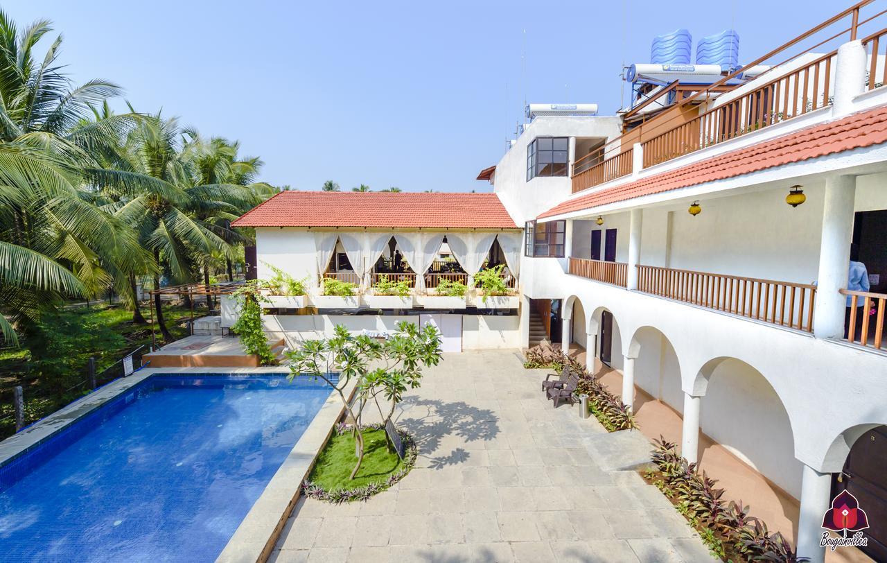 Bougainvillea Hotel Alībāg Esterno foto